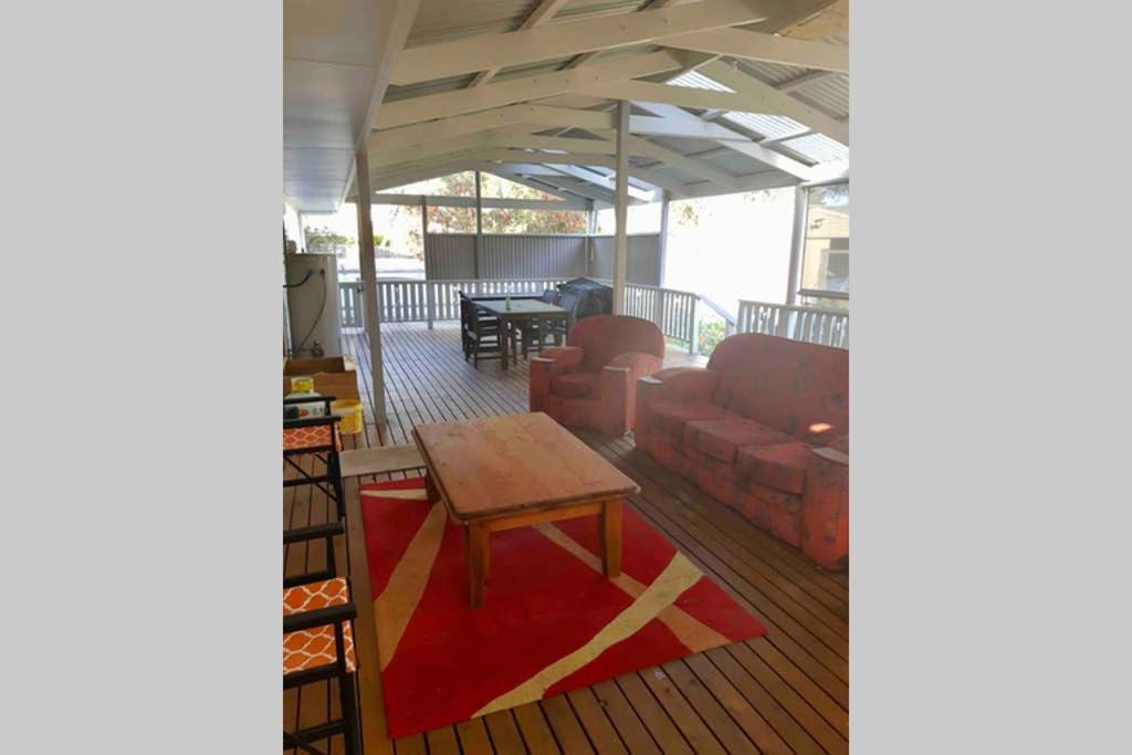 Leeward 'Tranquil Beachfront' Kingscote Buitenkant foto